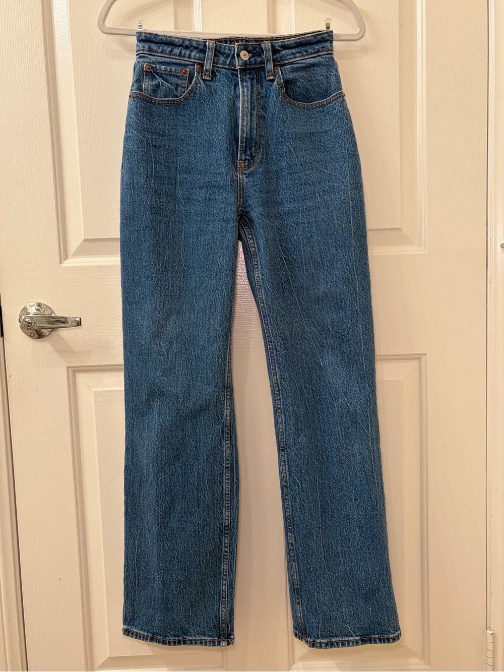 Abercrombie & Fitch Curve Love 90s High-Rise Relaxed Jeans in Dark Size 25R